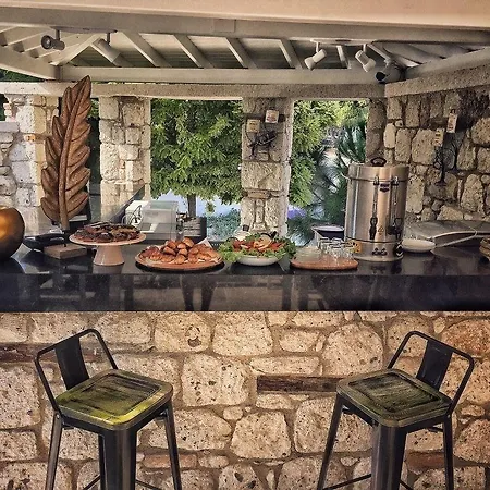 De Gold (adults Only)