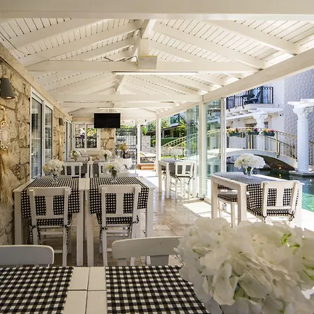 De Gold (adults Only) Bed & Breakfast Alaçatı