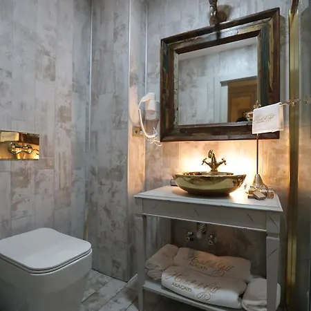 De Gold (adults Only) Bed & Breakfast