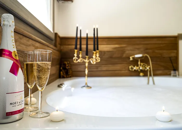 De Gold (adults Only) Frühstückspension Alaçatı