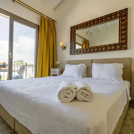 De Gold (adults Only) Frühstückspension Alaçatı