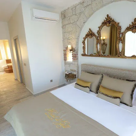 De Gold (adults Only) アラカティ